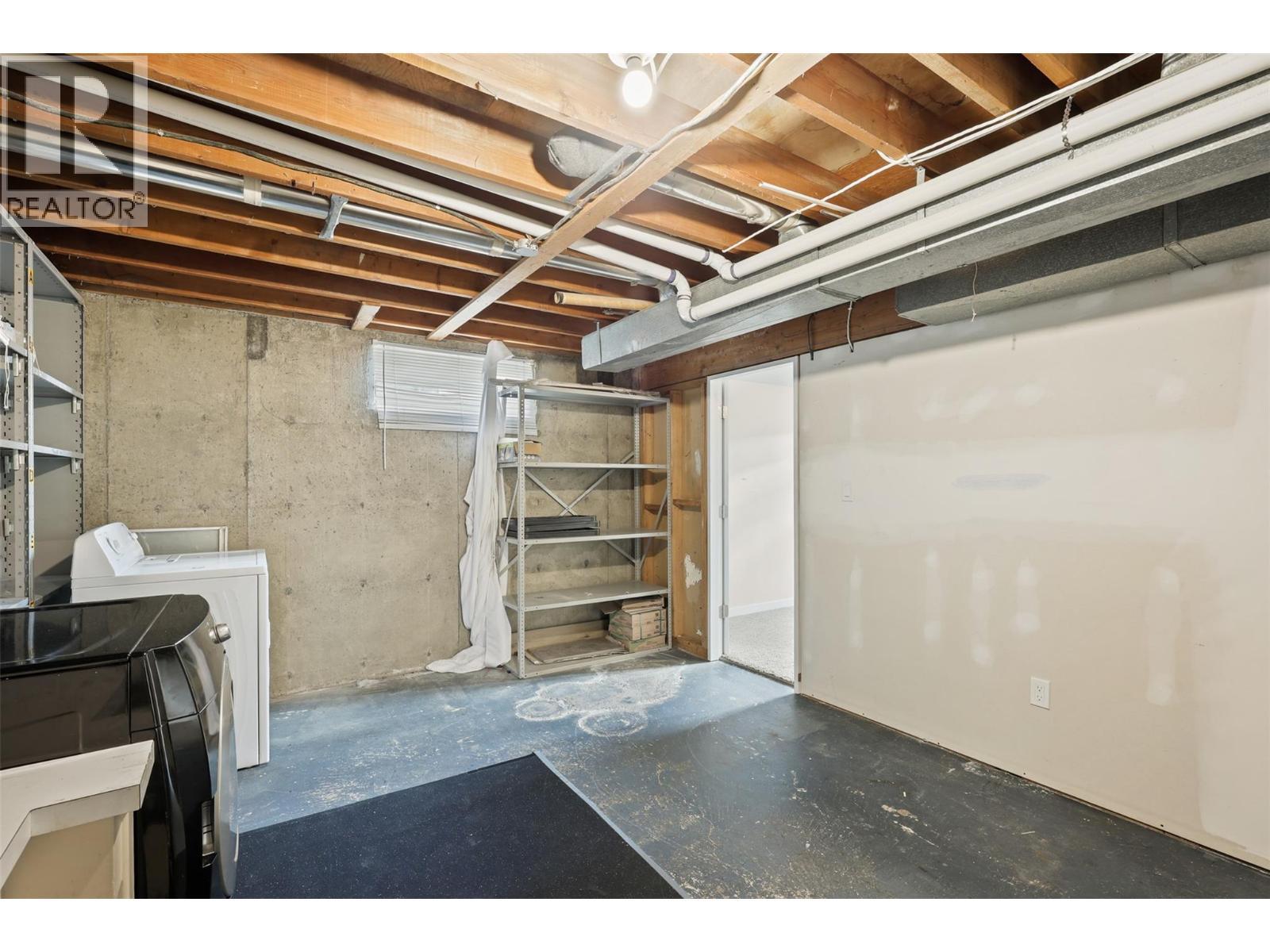 293 Walnut Avenue, Kamloops, BC - Indoor Photo Showing Basement