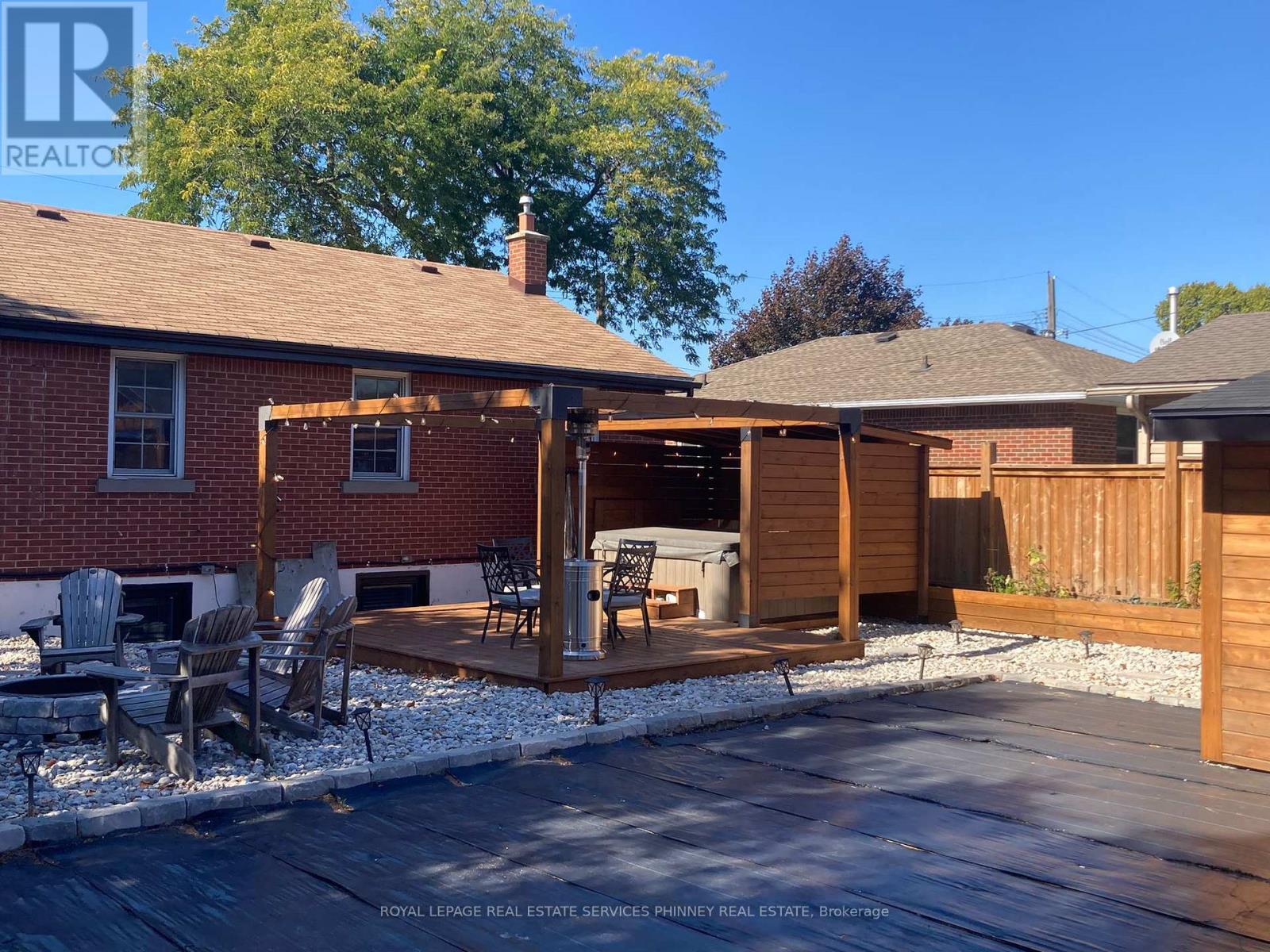 47 Castlefield Drive, Hamilton, ON - Outdoor With Deck Patio Veranda With Exterior