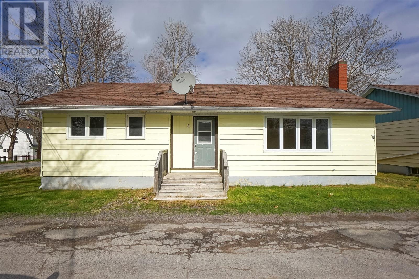 2 Bay Street, Carbonear, NL - Outdoor