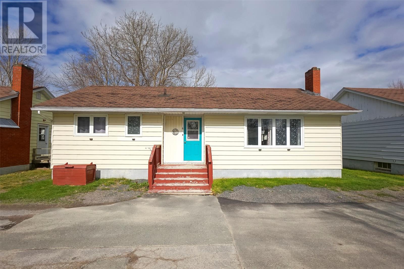 4 Bay Street, Carbonear, NL - Outdoor