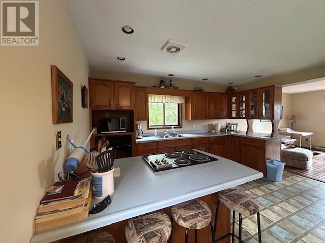 345 Island View Rd, Heyden, ON - Indoor Photo Showing Kitchen With Double Sink