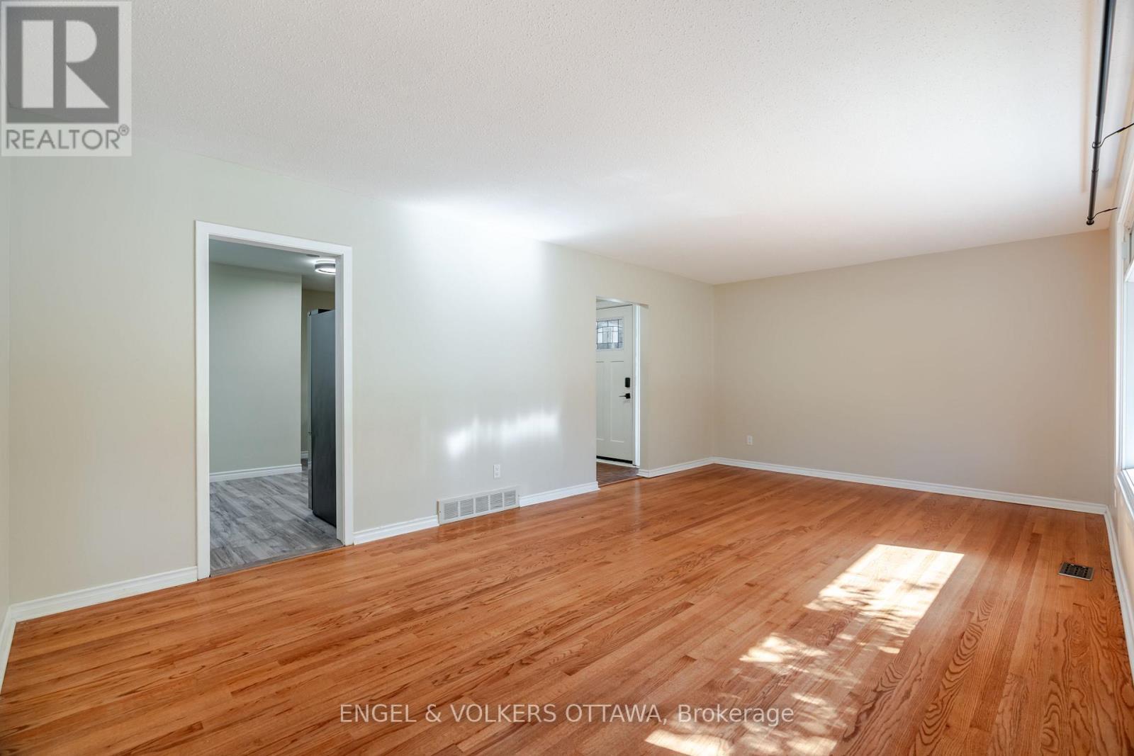 3001 Rankin Street, Ottawa, ON - Indoor Photo Showing Other Room