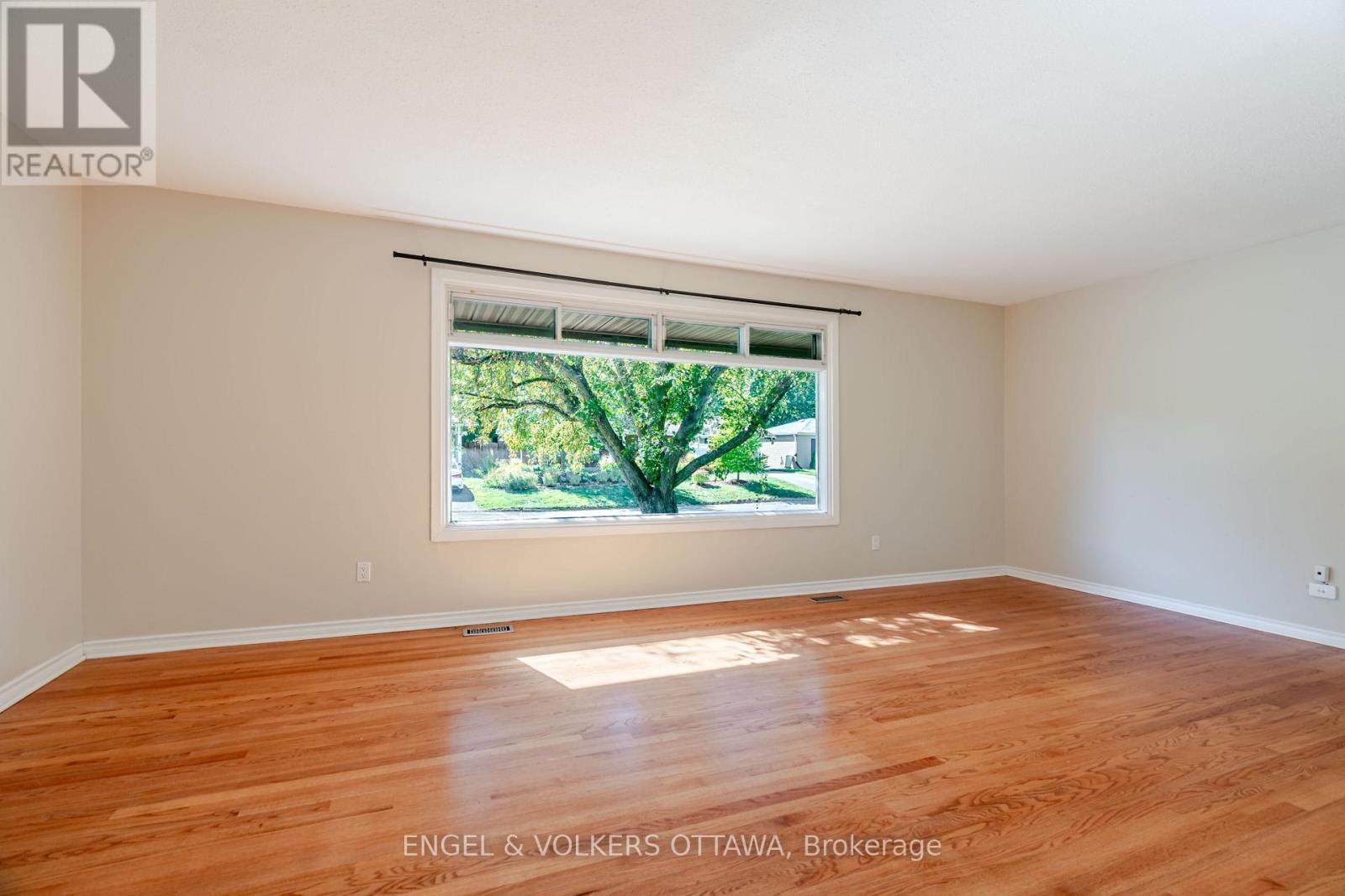 3001 Rankin Street, Ottawa, ON - Indoor Photo Showing Other Room