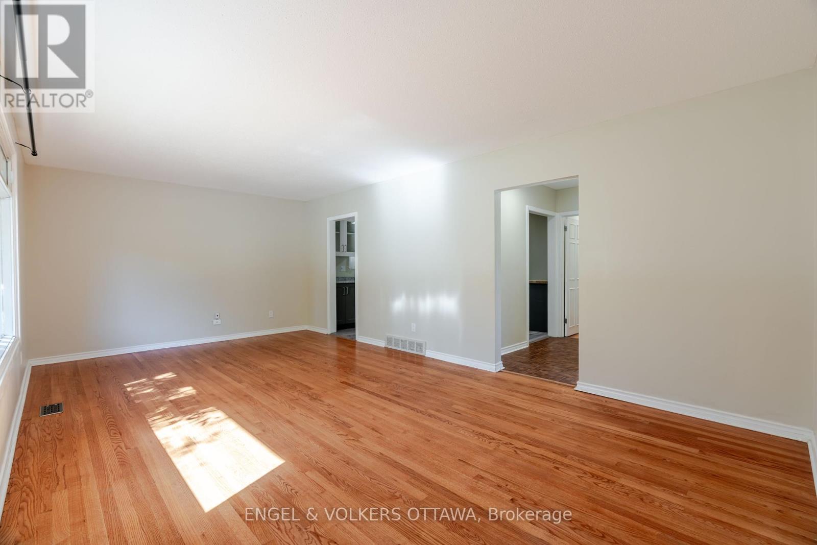 3001 Rankin Street, Ottawa, ON - Indoor Photo Showing Other Room