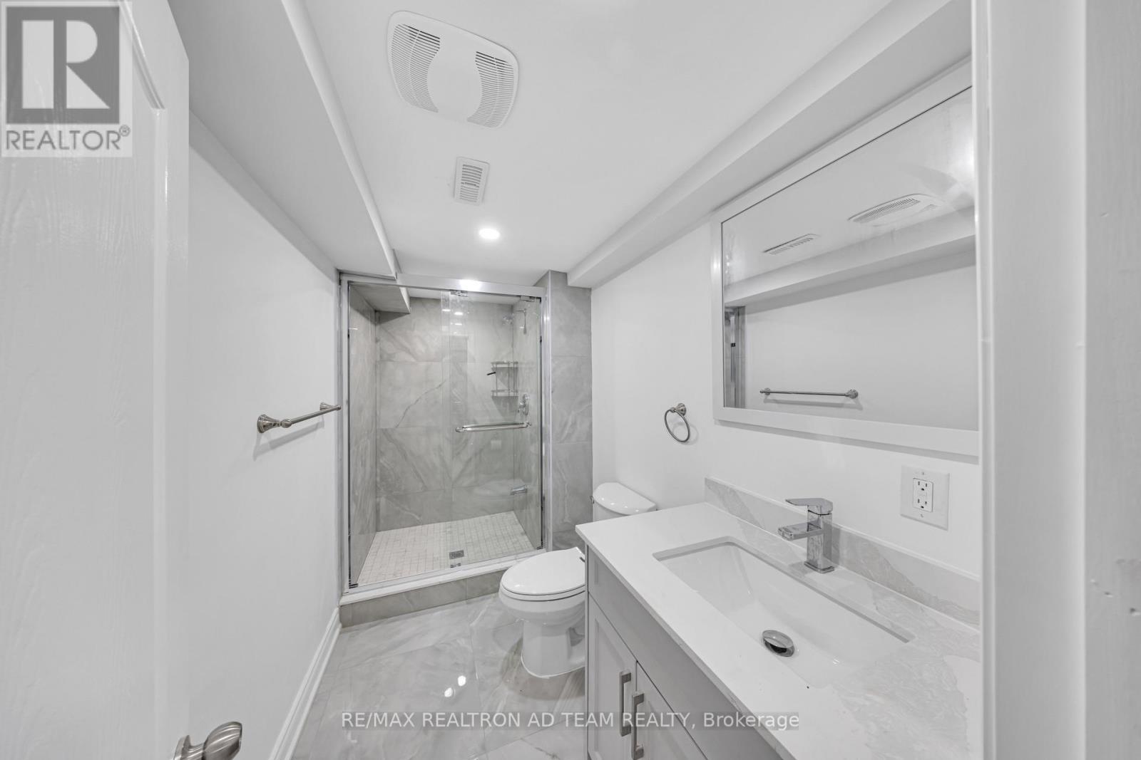 Bsmnt - 18 Windridge Drive, Markham, ON - Indoor Photo Showing Bathroom