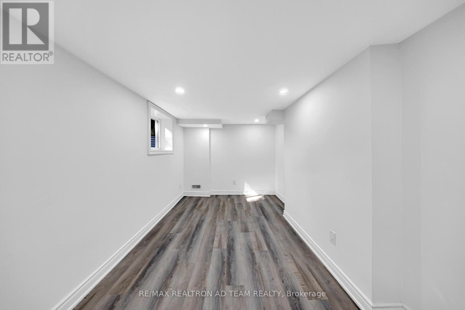 Bsmnt - 18 Windridge Drive, Markham, ON - Indoor Photo Showing Other Room