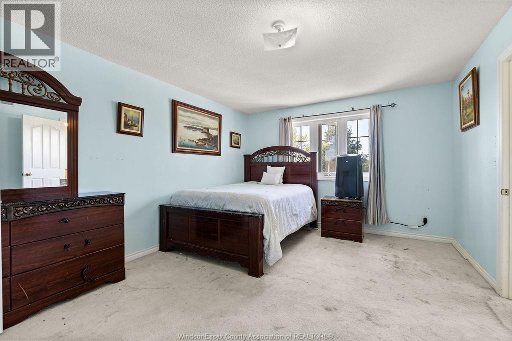 268 Geraldine, Windsor, ON - Indoor Photo Showing Bedroom