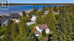 861 PIKE BAY ROAD Northern Bruce Peninsula, ON N0H 2T0