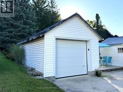 Detached garage -