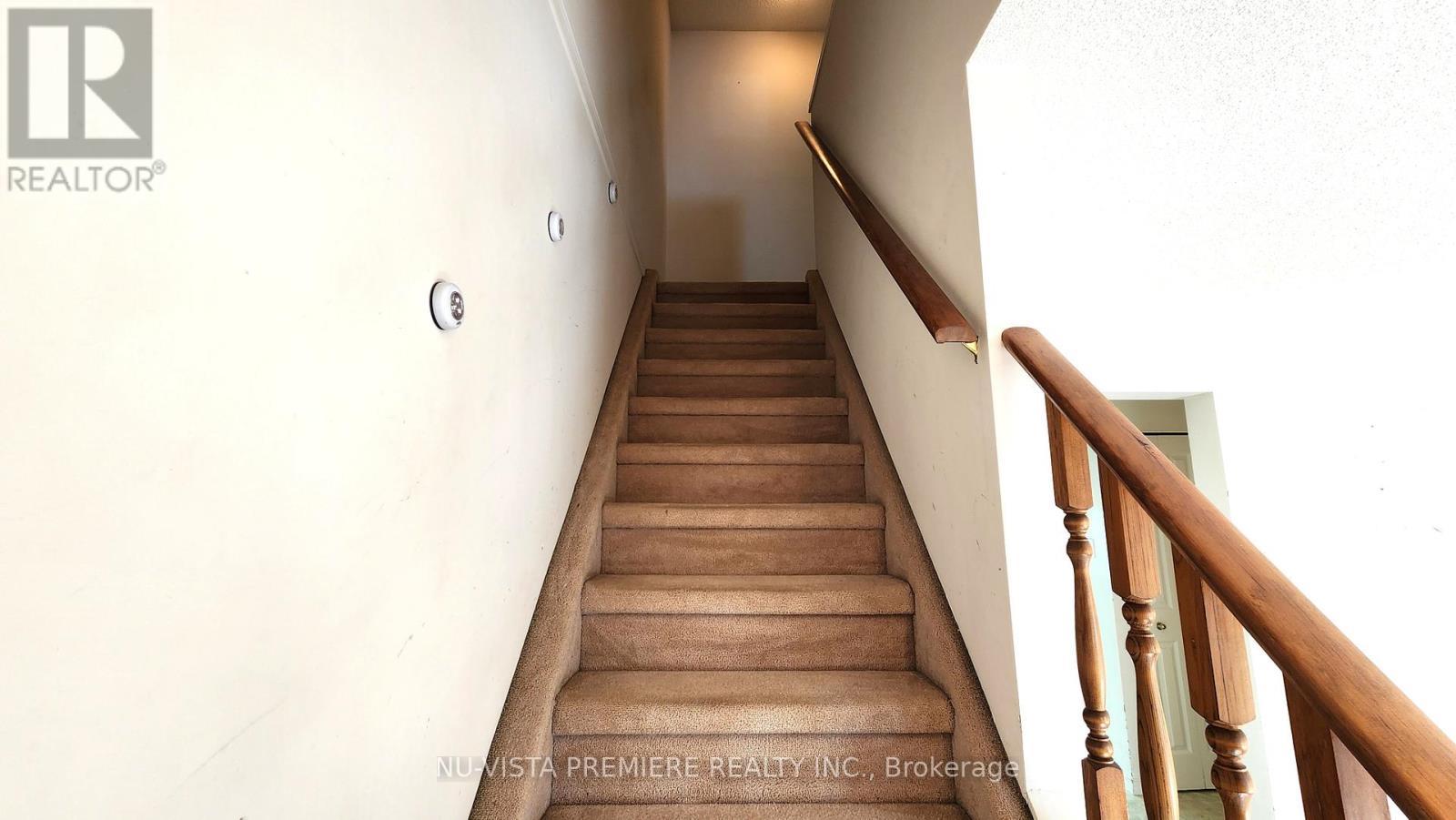 7 - 40 Burslem Street, London East (East N), ON - Indoor Photo Showing Other Room