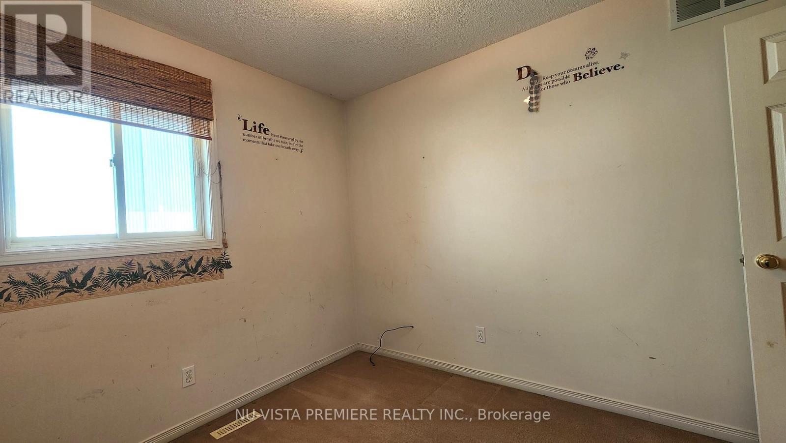 7 - 40 Burslem Street, London East (East N), ON - Indoor Photo Showing Other Room