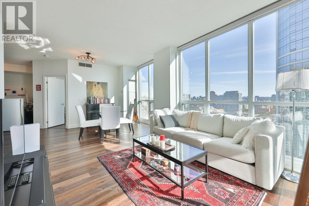 3109 - 16 Yonge Street, Toronto, ON - Indoor Photo Showing Living Room