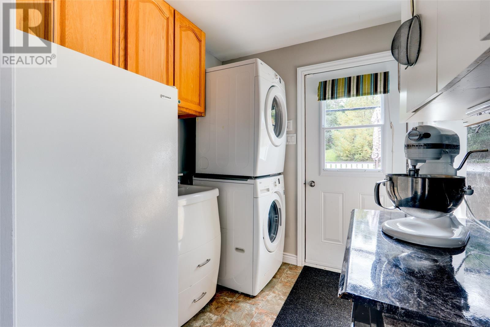 217-227 Conception Bay Highway, Avondale, NL - Indoor Photo Showing Laundry Room