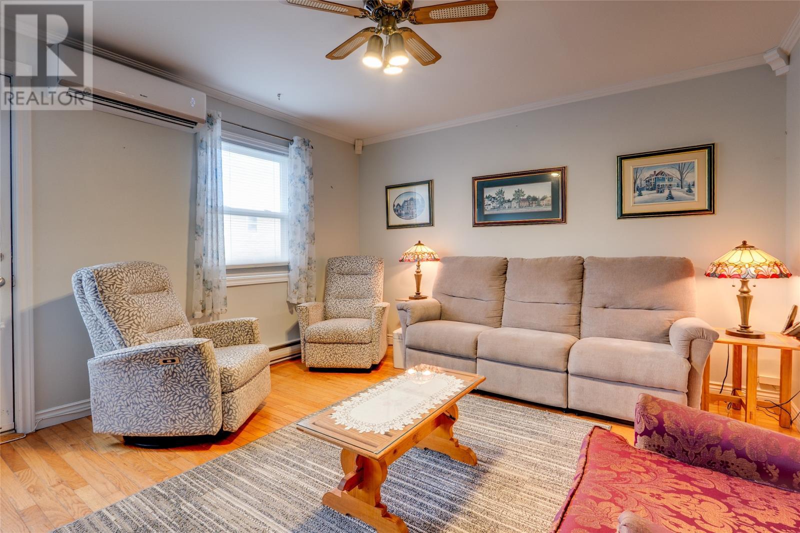 217-227 Conception Bay Highway, Avondale, NL - Indoor Photo Showing Living Room