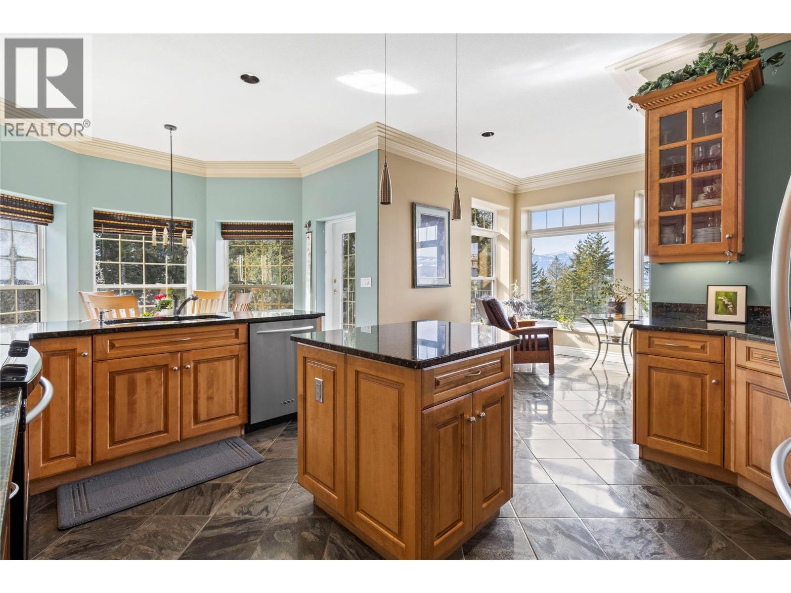 3676 Mcbride Road, Blind Bay, BC - Indoor Photo Showing Kitchen