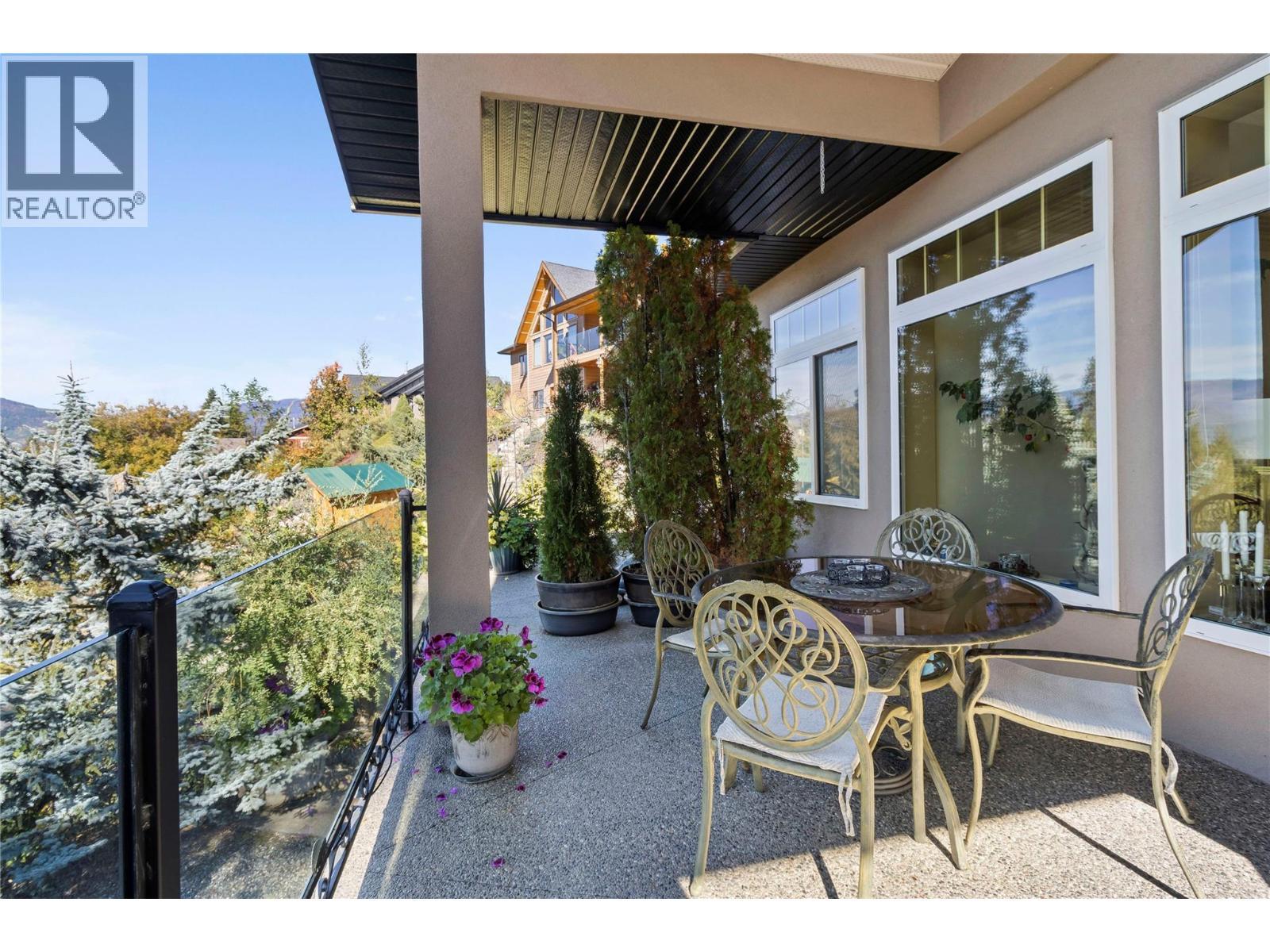 3676 Mcbride Road, Blind Bay, BC - Outdoor