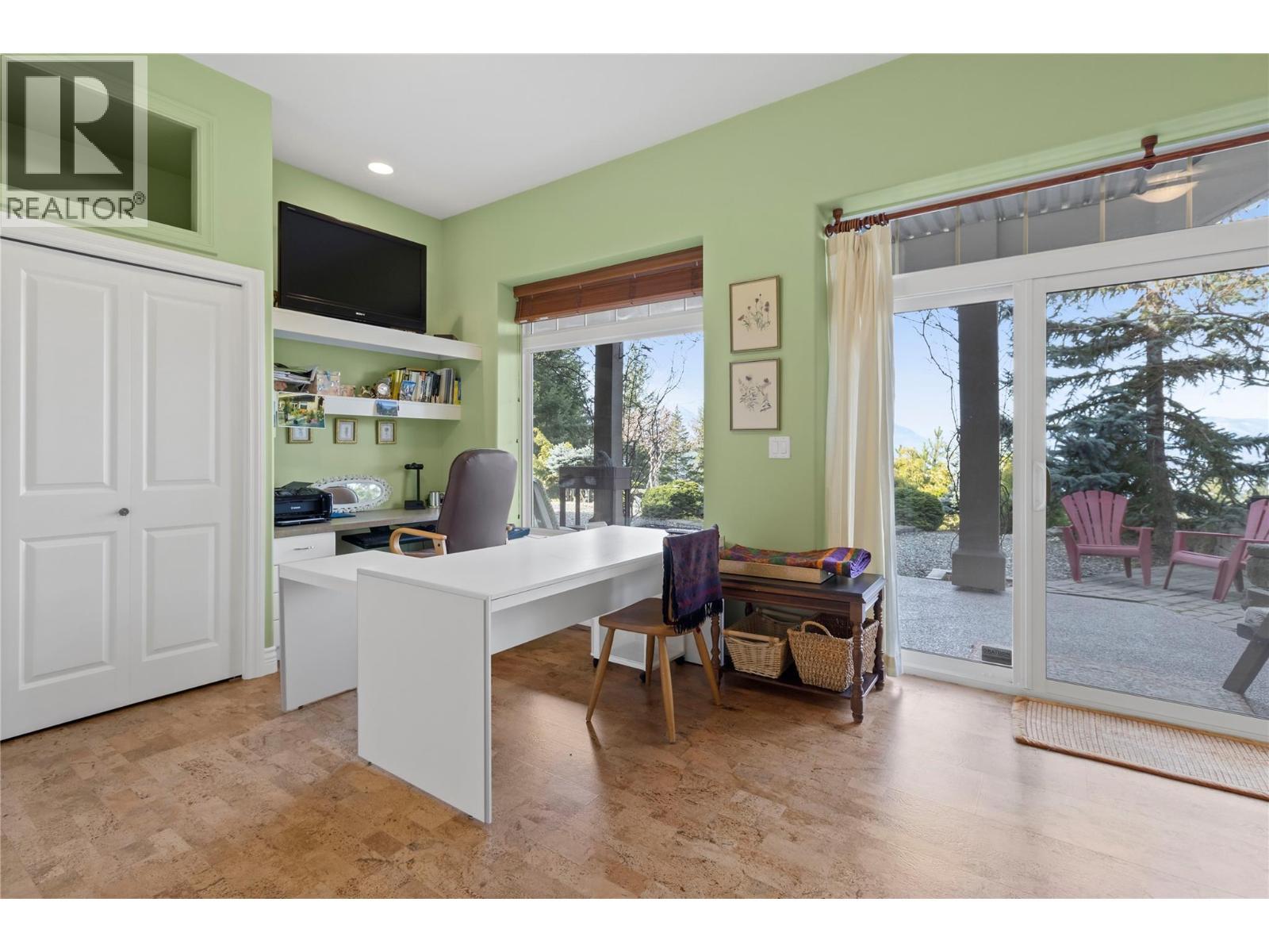 3676 Mcbride Road, Blind Bay, BC - Indoor Photo Showing Office