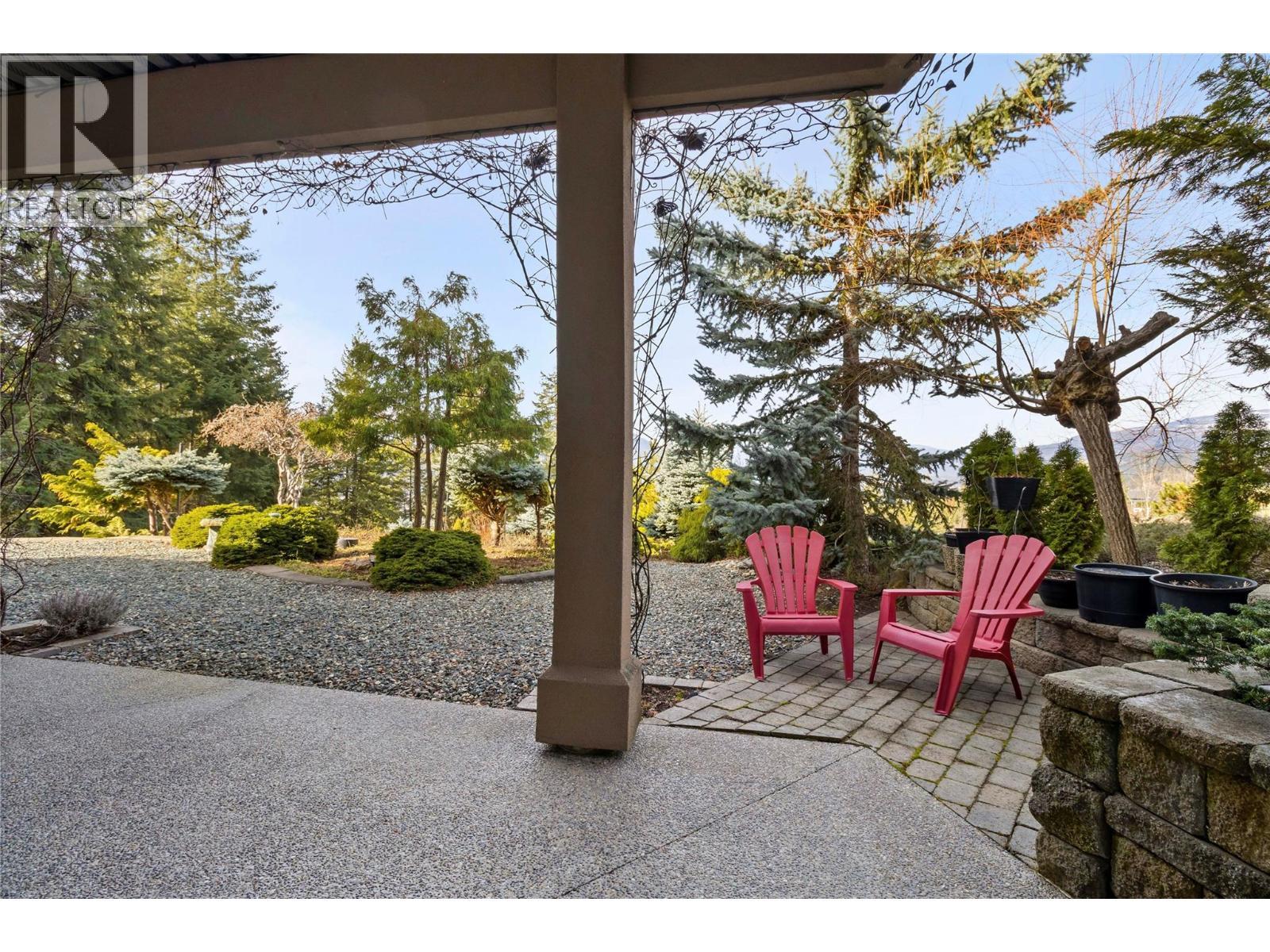 3676 Mcbride Road, Blind Bay, BC - Outdoor