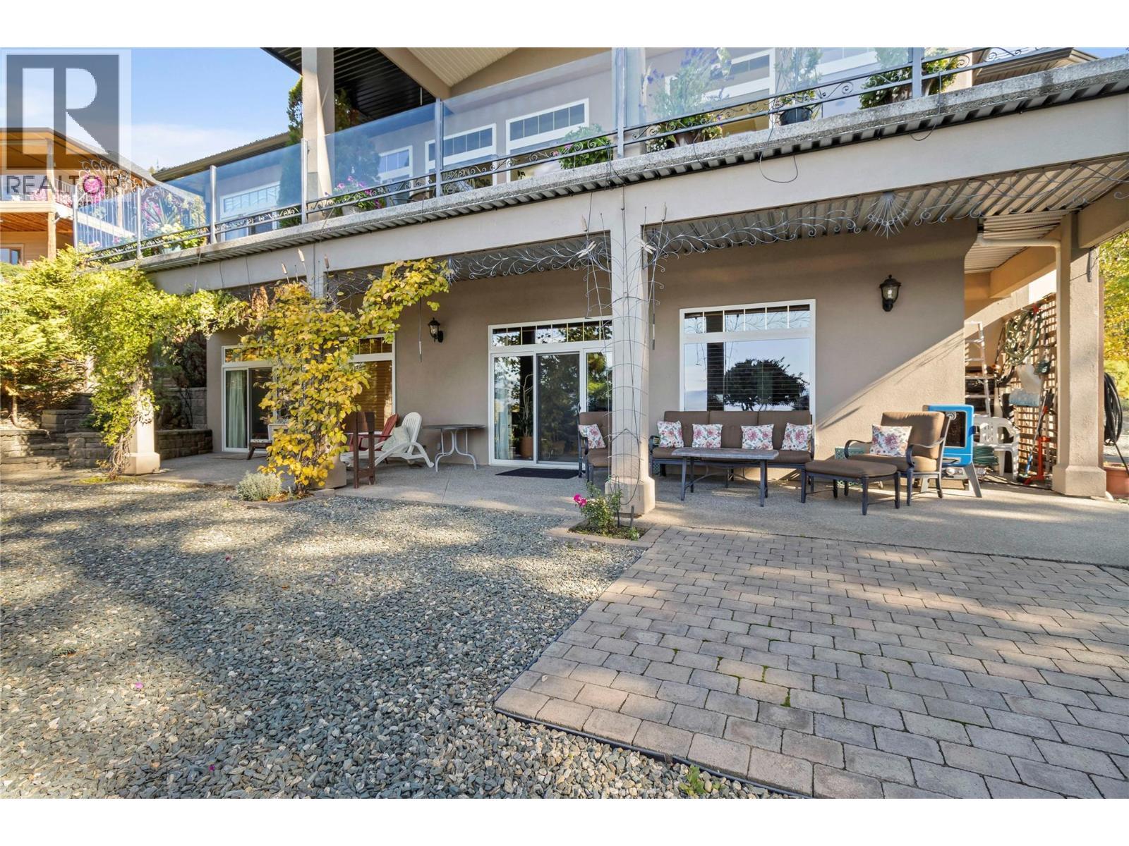 3676 Mcbride Road, Blind Bay, BC - Outdoor