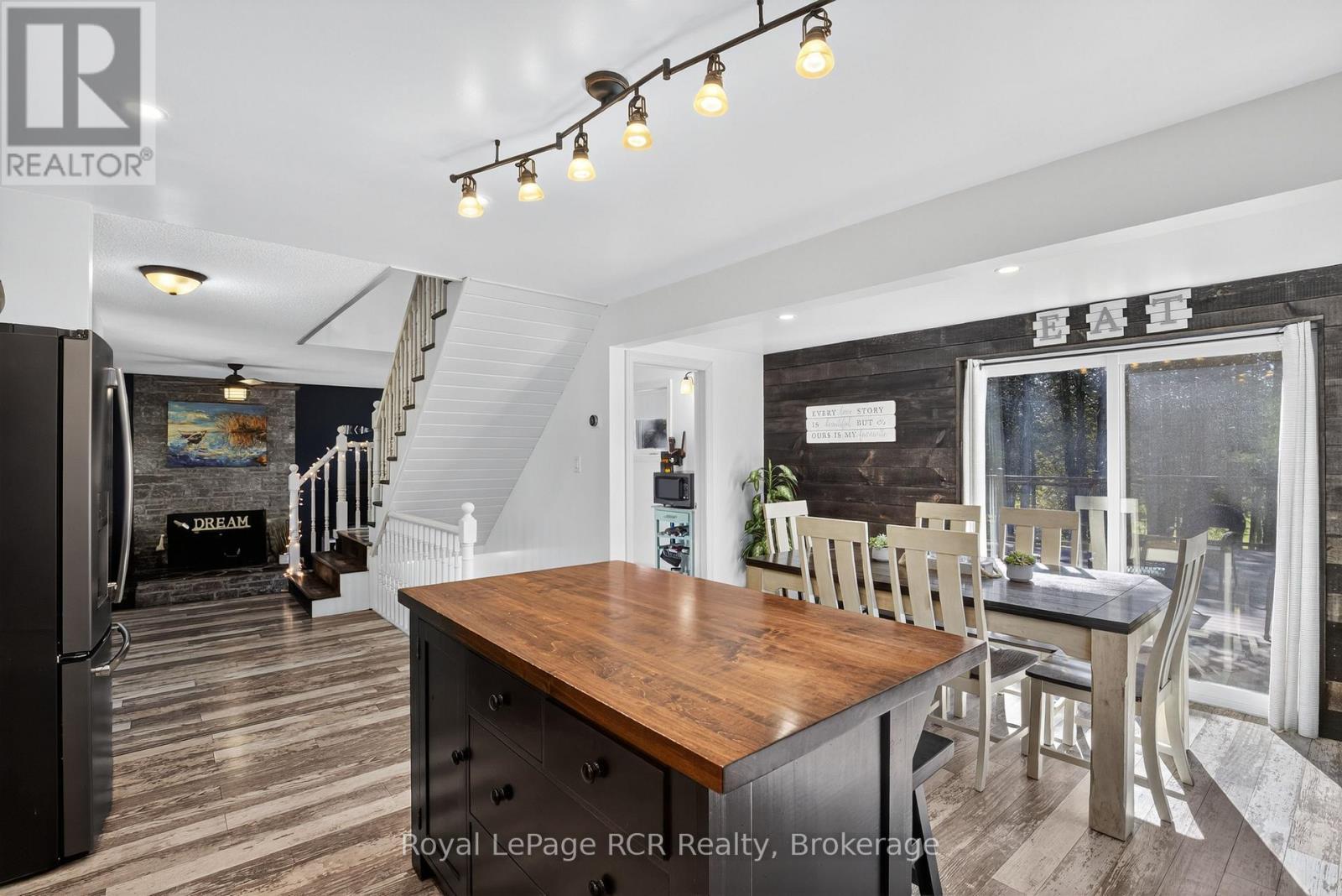 468080 Concession 12B Concession, Grey Highlands, ON - Indoor Photo Showing Dining Room