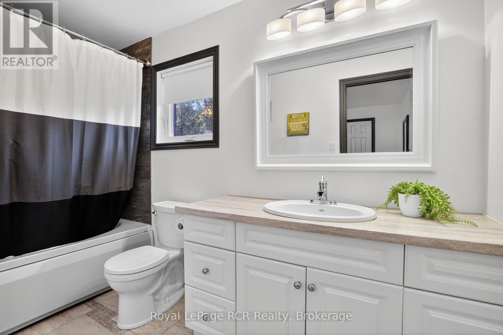 468080 Concession 12B Concession, Grey Highlands, ON - Indoor Photo Showing Bathroom