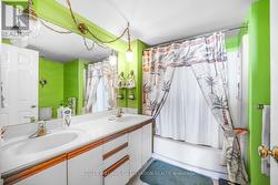 Principal BR Ensuite Bath -