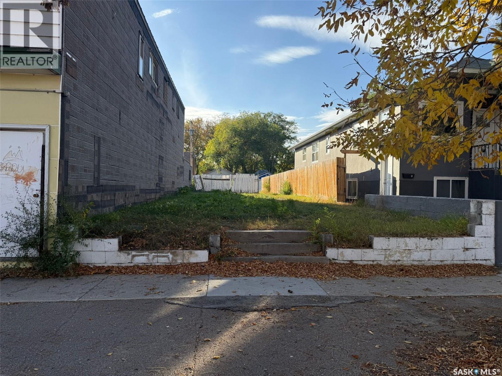 615 H Avenue S, Saskatoon, SK