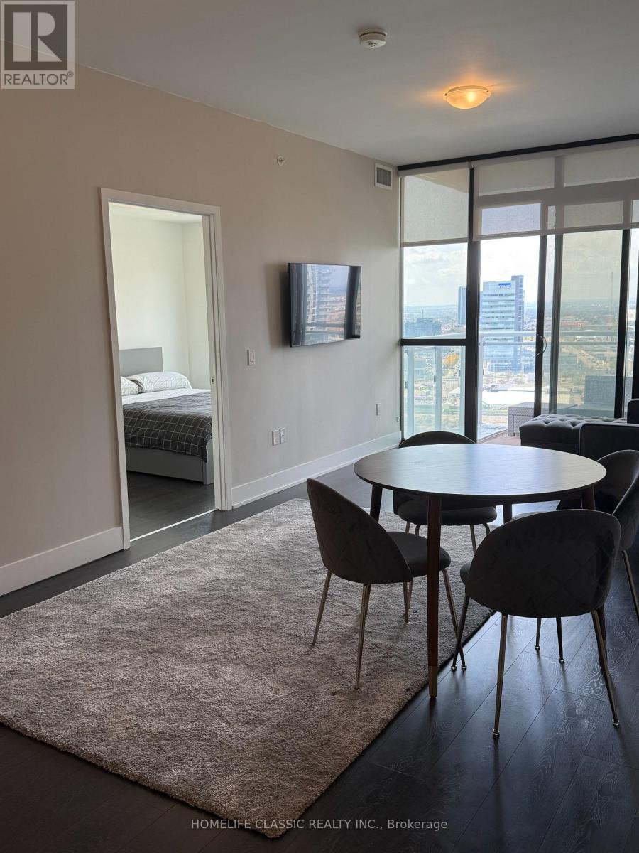 1604 - 2916 Highway 7, Vaughan, ON - Indoor