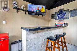 Pool hut bar with tv -