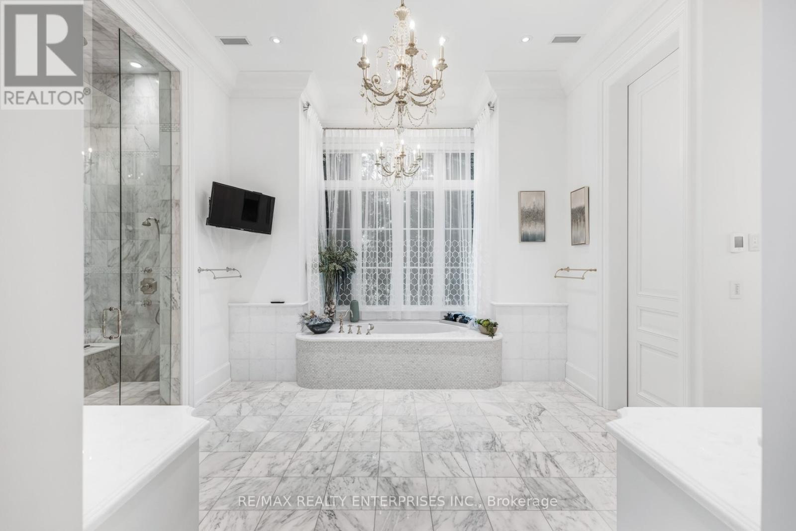 1470 Mississauga Road, Mississauga, ON - Indoor Photo Showing Bathroom