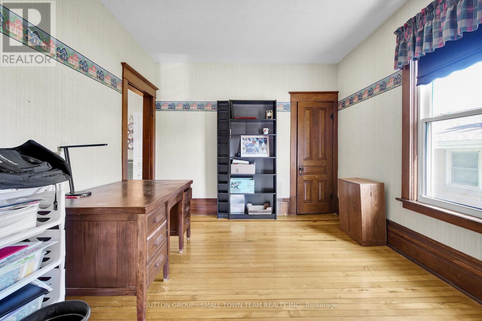 50 Huron Street W, South Huron (Exeter), ON - Indoor Photo Showing Other Room