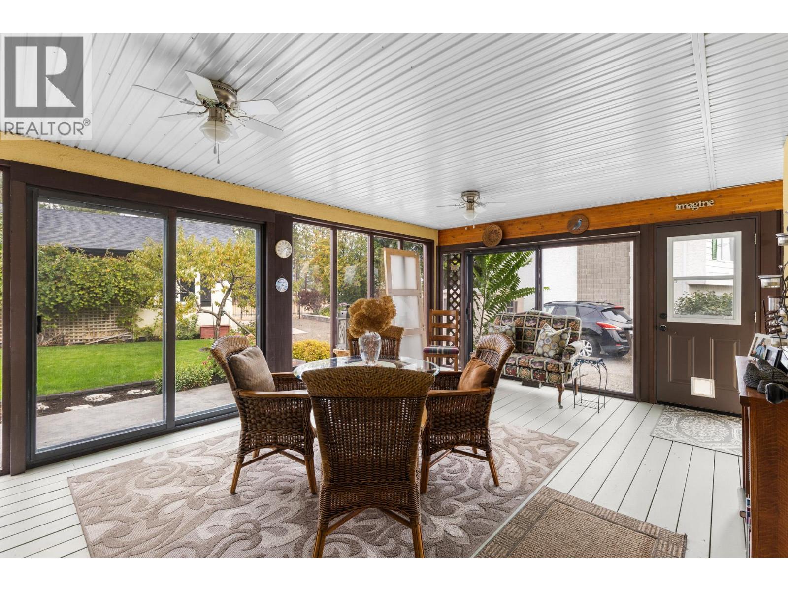 4188 6 Avenue, Peachland, BC - With Exterior