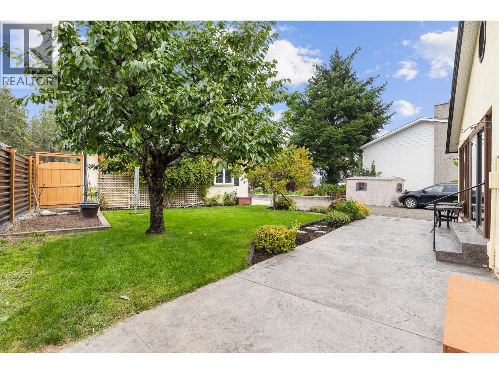 4188 6 Avenue, Peachland, BC - Outdoor