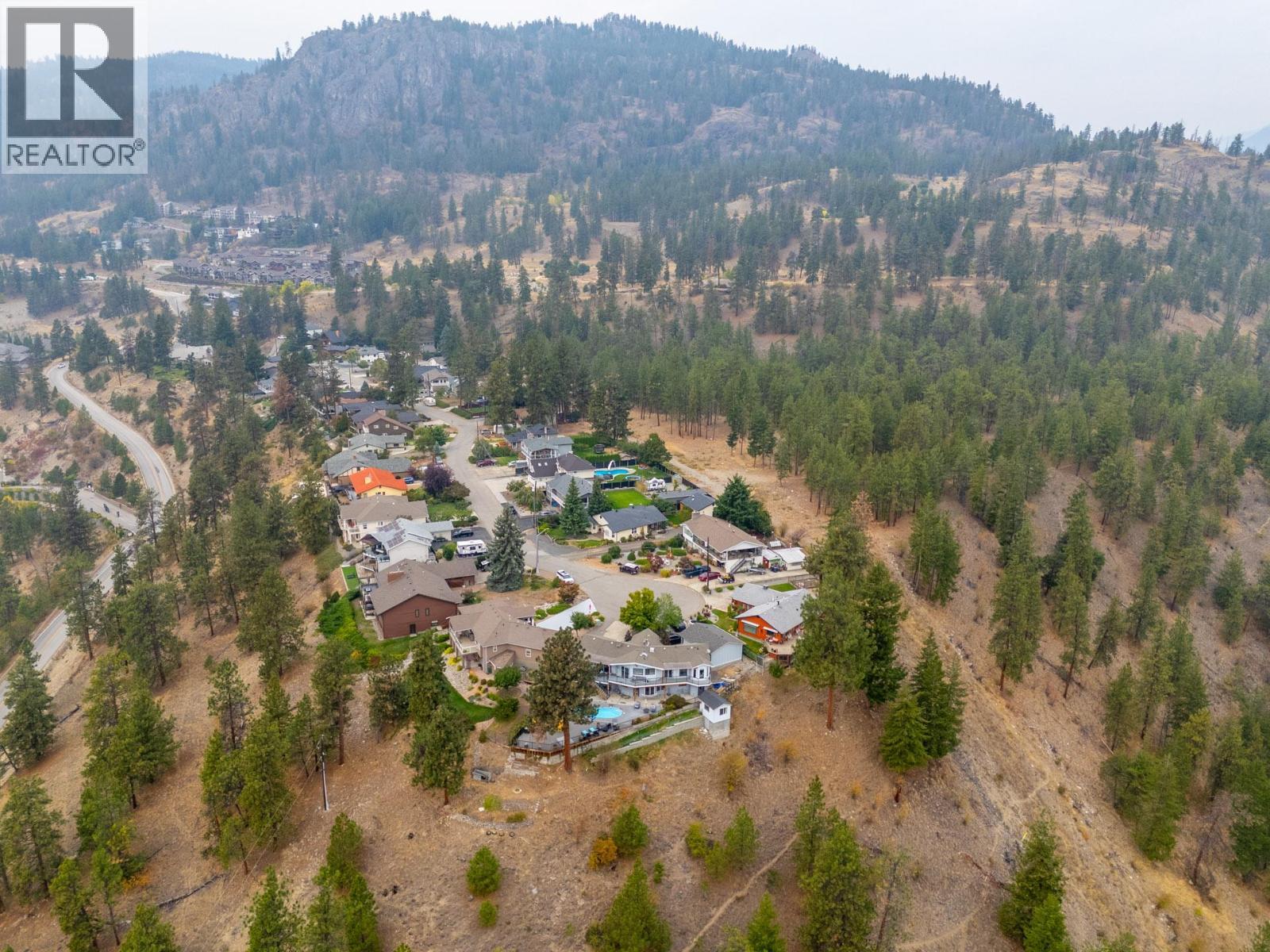 4188 6 Avenue, Peachland, BC - Outdoor With View