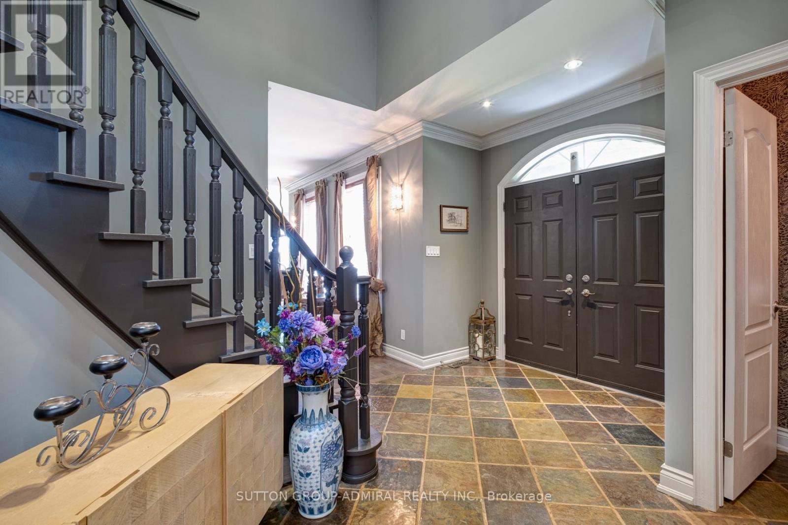 70 Kilkenny Trail, Bradford West Gwillimbury, ON - Indoor Photo Showing Other Room