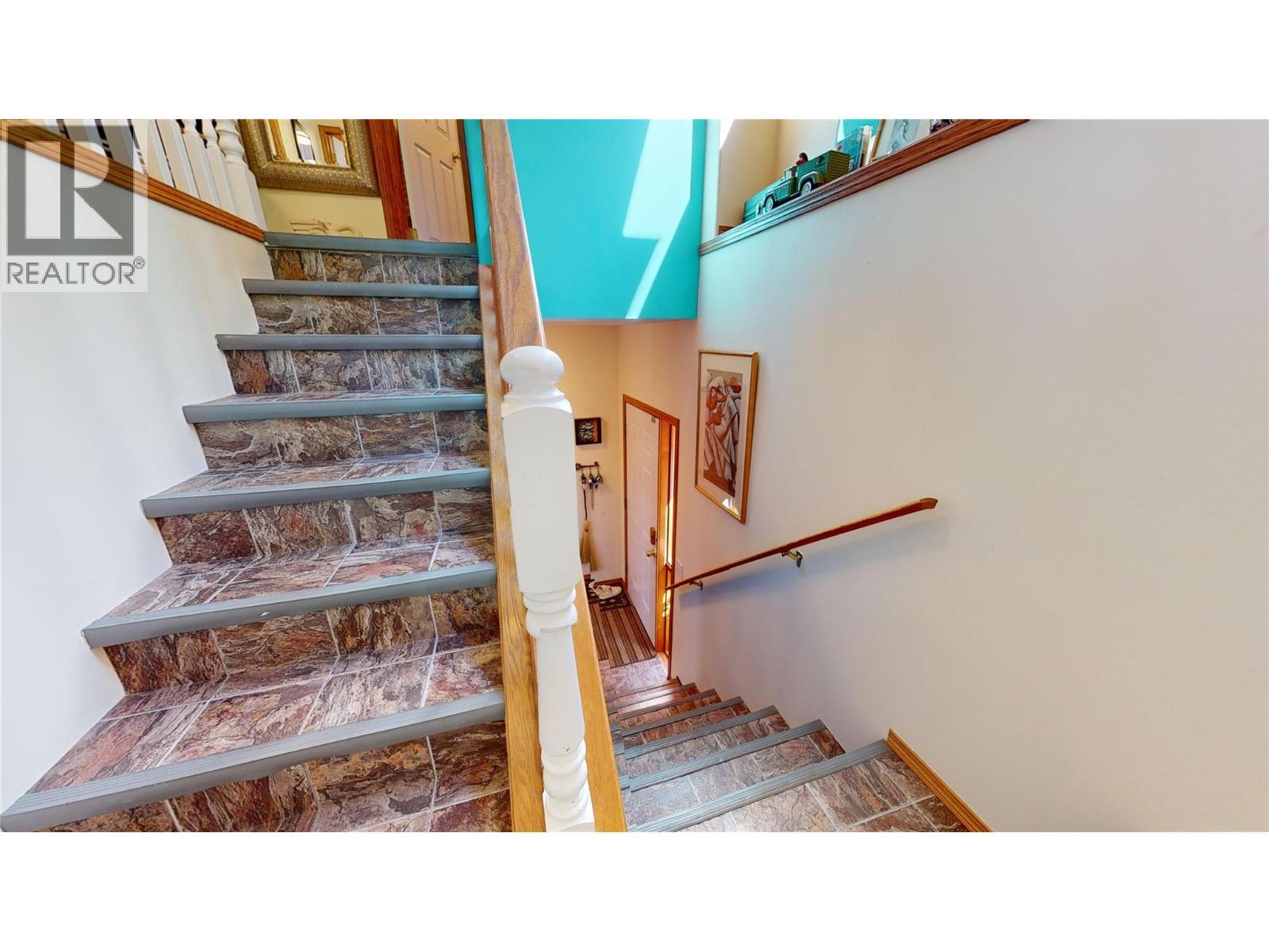 3935 Eagle Bay Rd. Road Unit# 1, Eagle Bay, BC - Indoor Photo Showing Other Room