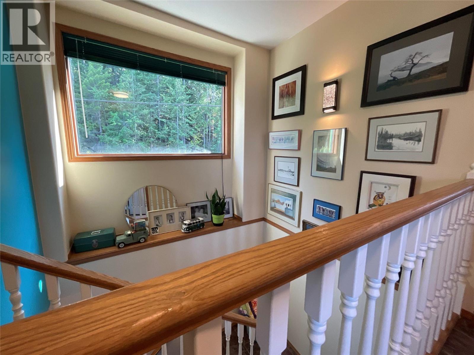 3935 Eagle Bay Rd. Road Unit# 1, Eagle Bay, BC - Indoor Photo Showing Other Room