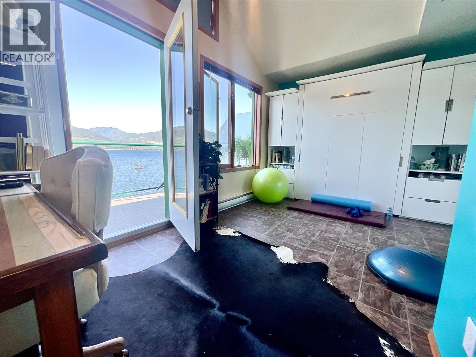 3935 Eagle Bay Rd. Road Unit# 1, Eagle Bay, BC - Indoor