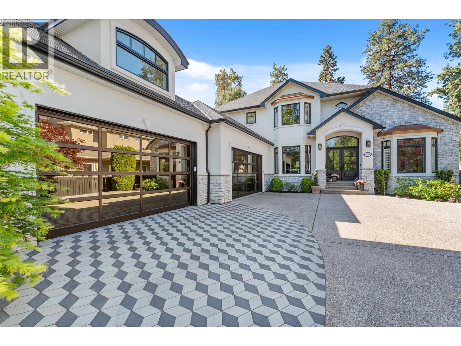 539 Metcalfe Avenue, Kelowna, BC - Outdoor