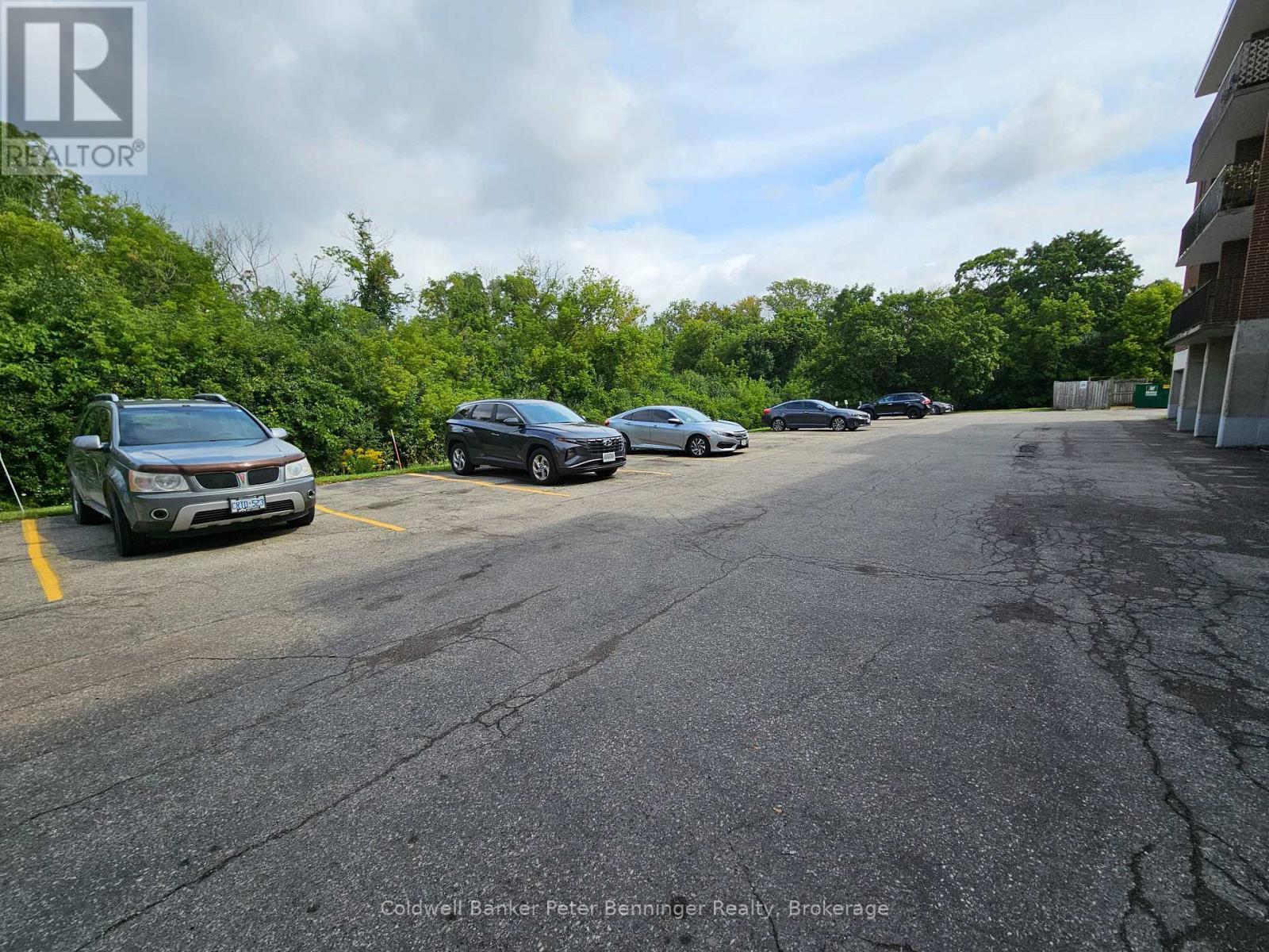 visitor parking in the open at the end of this lot - 102 - 4 Avalon Place, Kitchener, ON - Outdoor