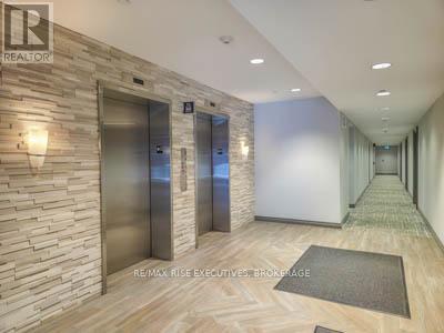 601 - 121 Queen Street, Kingston (East Of Sir John A. Blvd), ON - Indoor Photo Showing Other Room