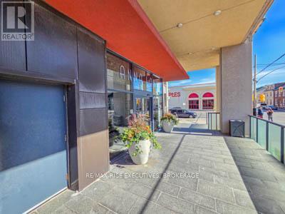 601 - 121 Queen Street, Kingston (East Of Sir John A. Blvd), ON - Outdoor