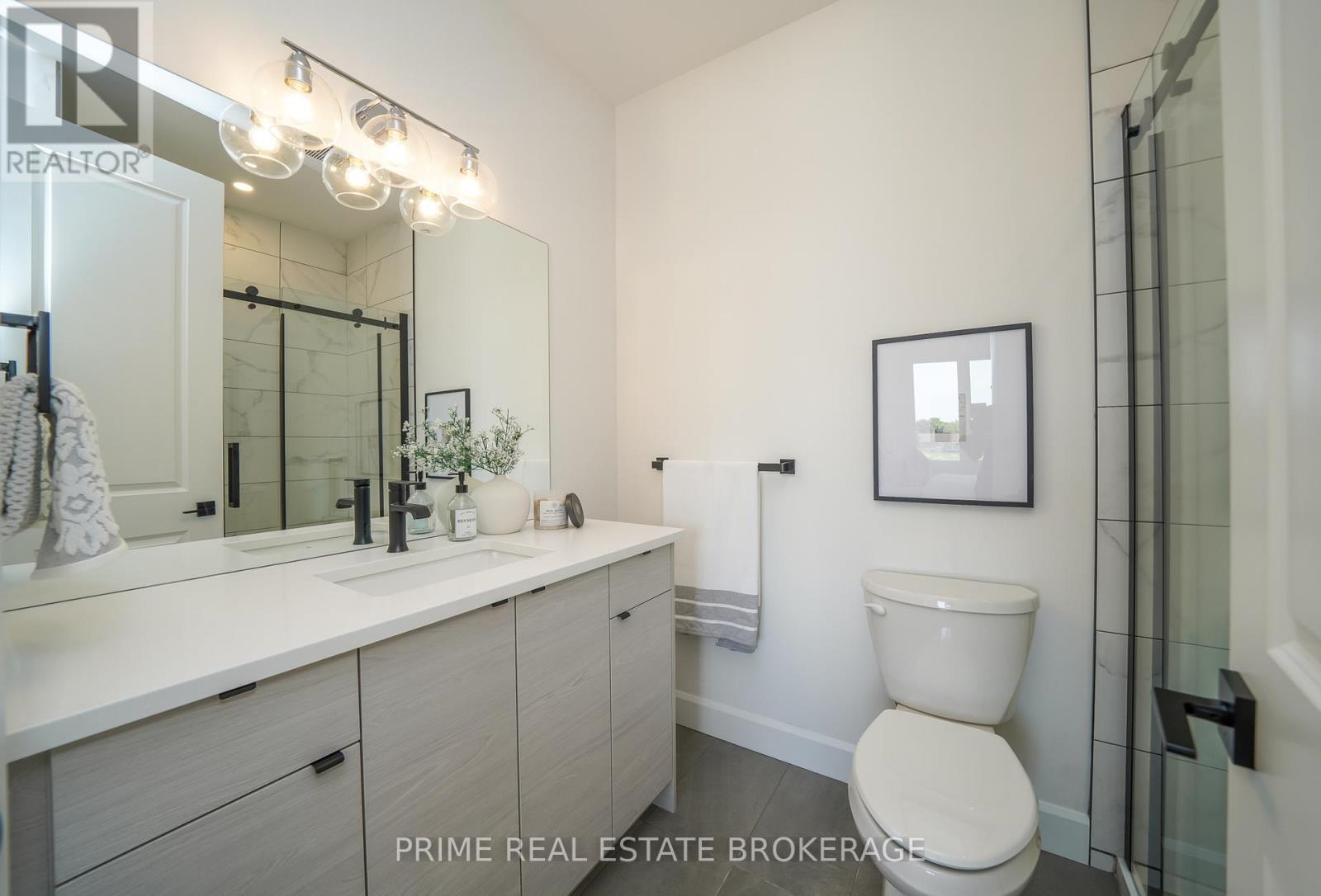 55 - 2 Coastal Crescent, Lambton Shores (Grand Bend), ON - Indoor Photo Showing Bathroom