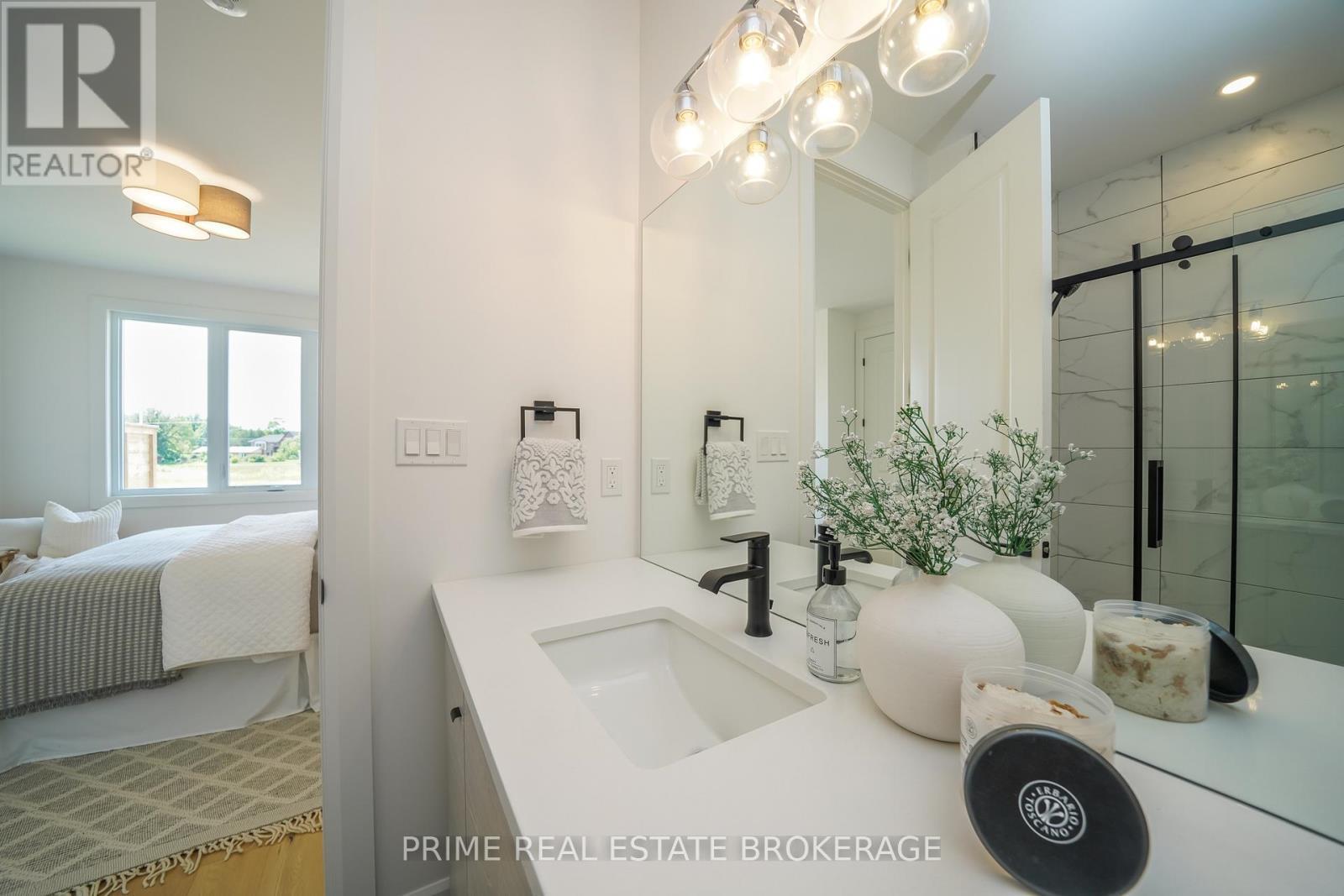 55 - 2 Coastal Crescent, Lambton Shores (Grand Bend), ON - Indoor Photo Showing Bathroom