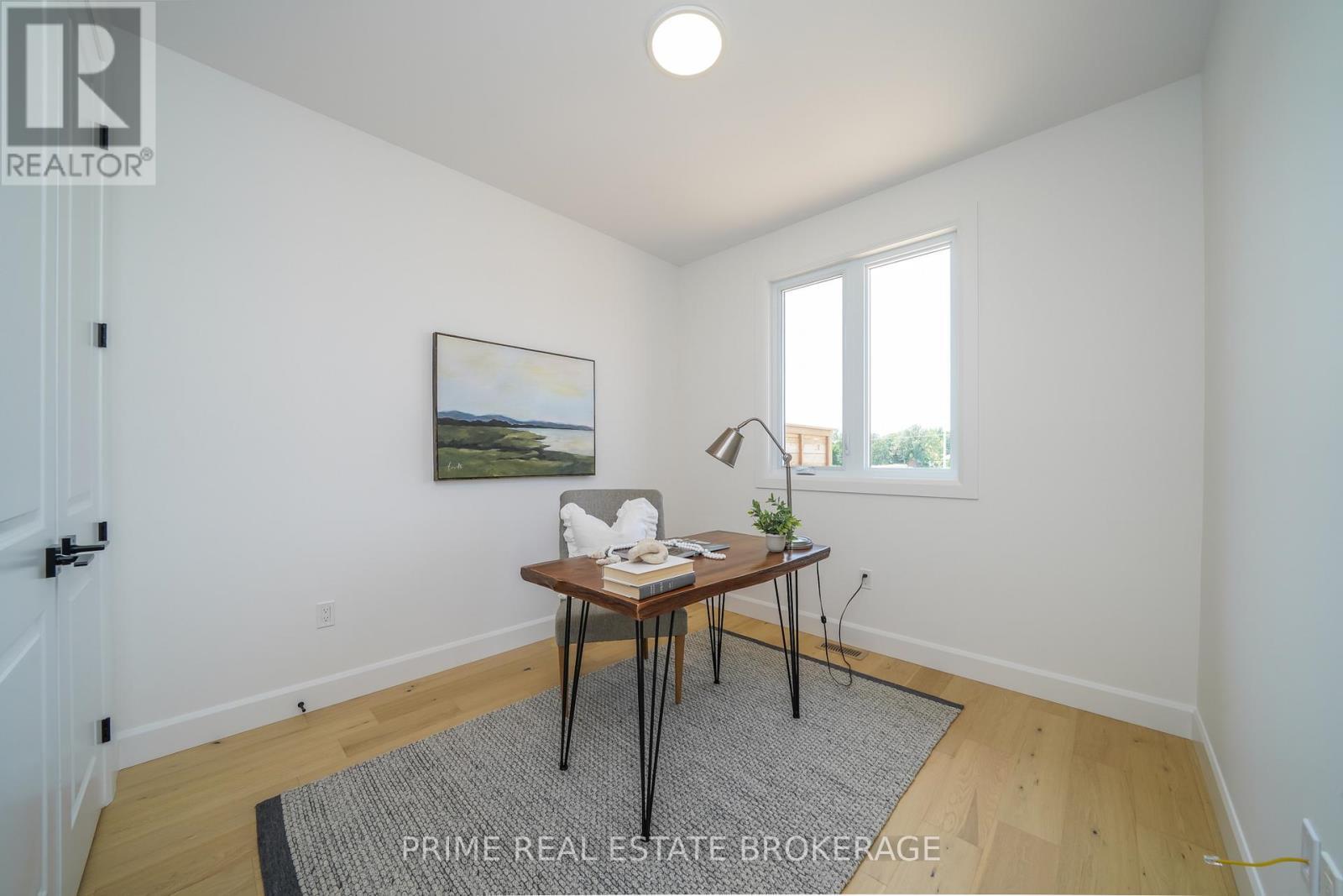 55 - 2 Coastal Crescent, Lambton Shores (Grand Bend), ON - Indoor