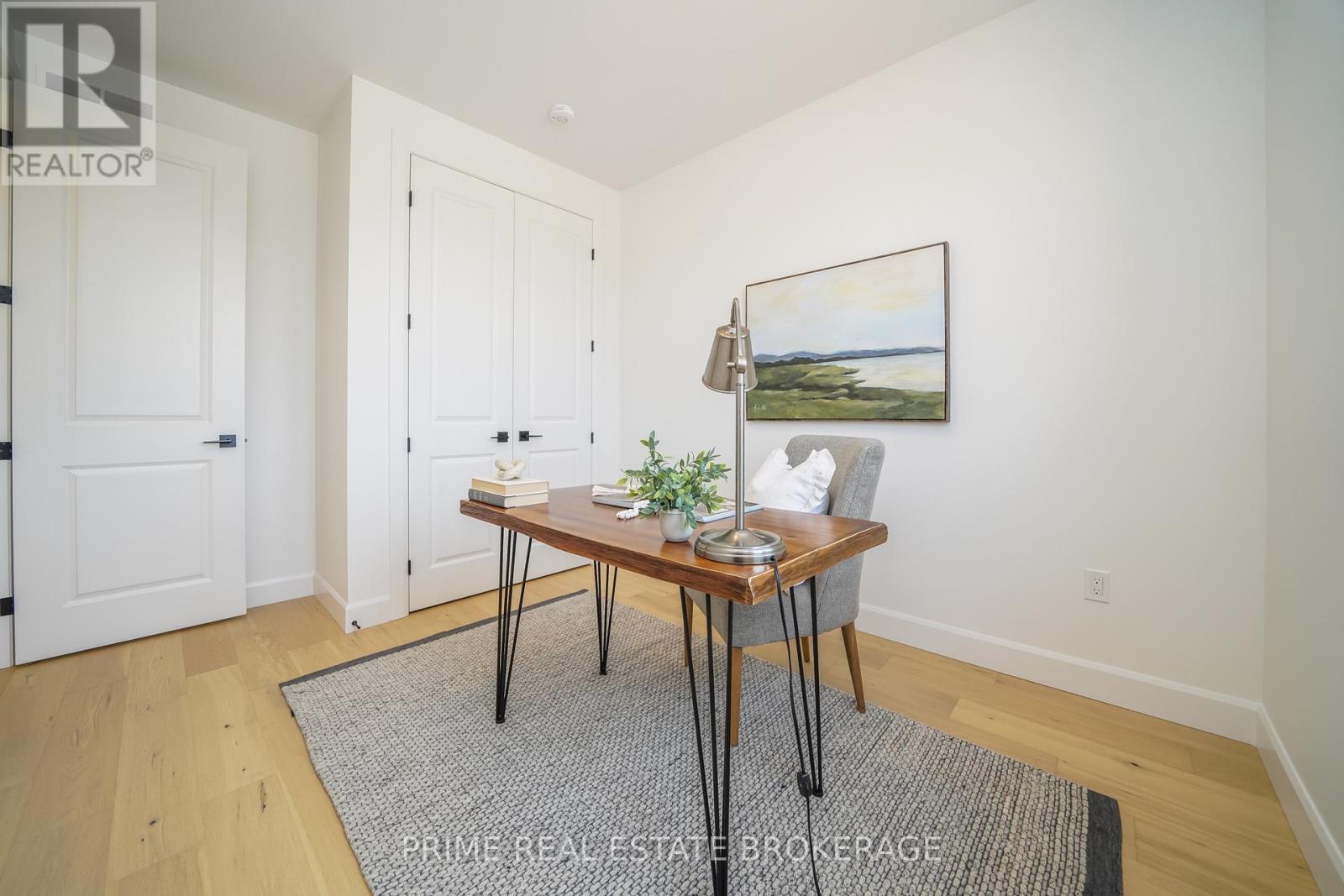 55 - 2 Coastal Crescent, Lambton Shores (Grand Bend), ON - Indoor