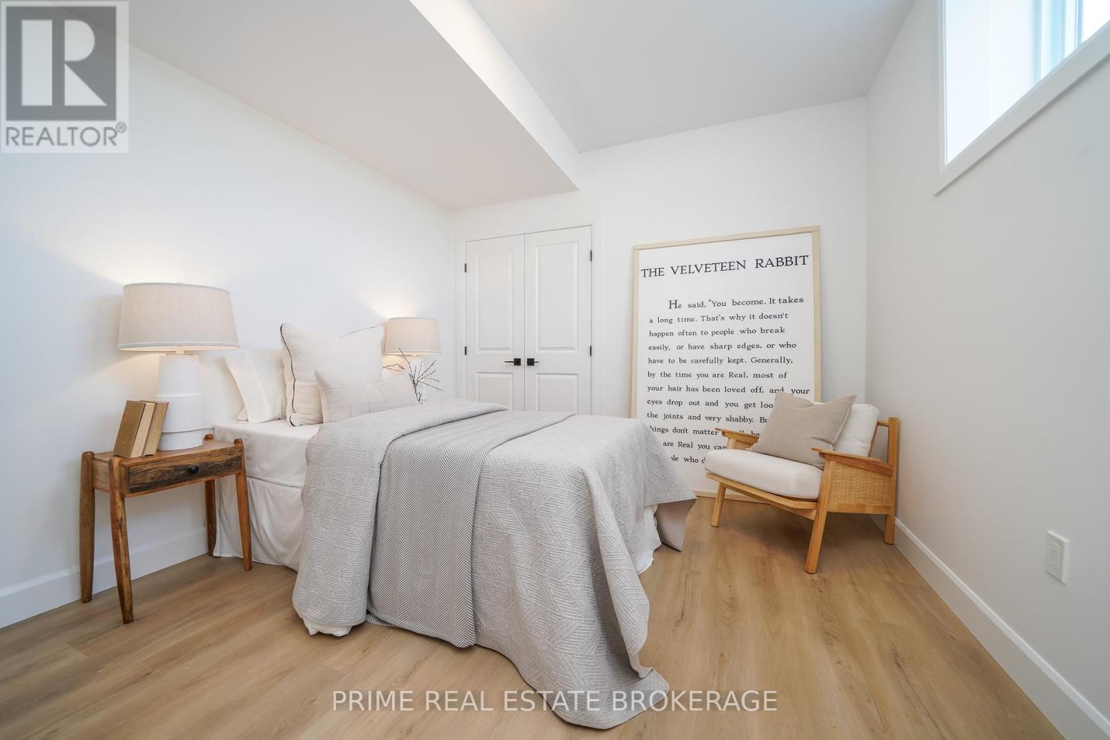 55 - 2 Coastal Crescent, Lambton Shores (Grand Bend), ON - Indoor Photo Showing Bedroom