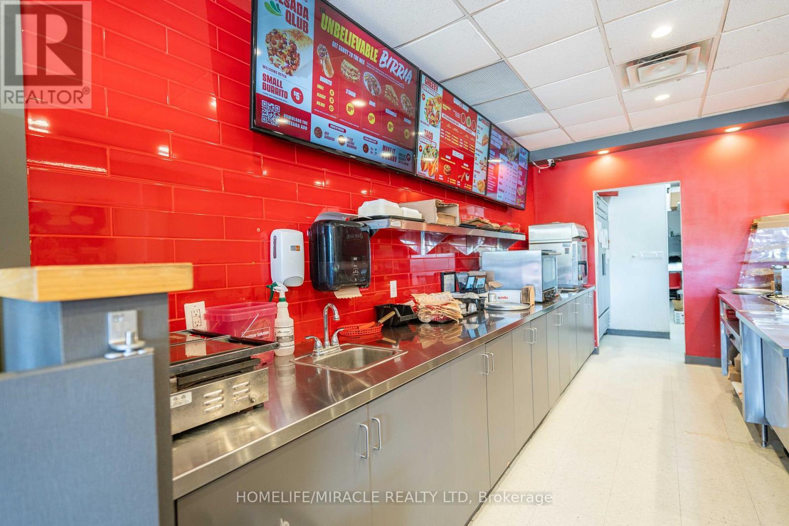 3 - 324 Highland Road W, Kitchener, ON