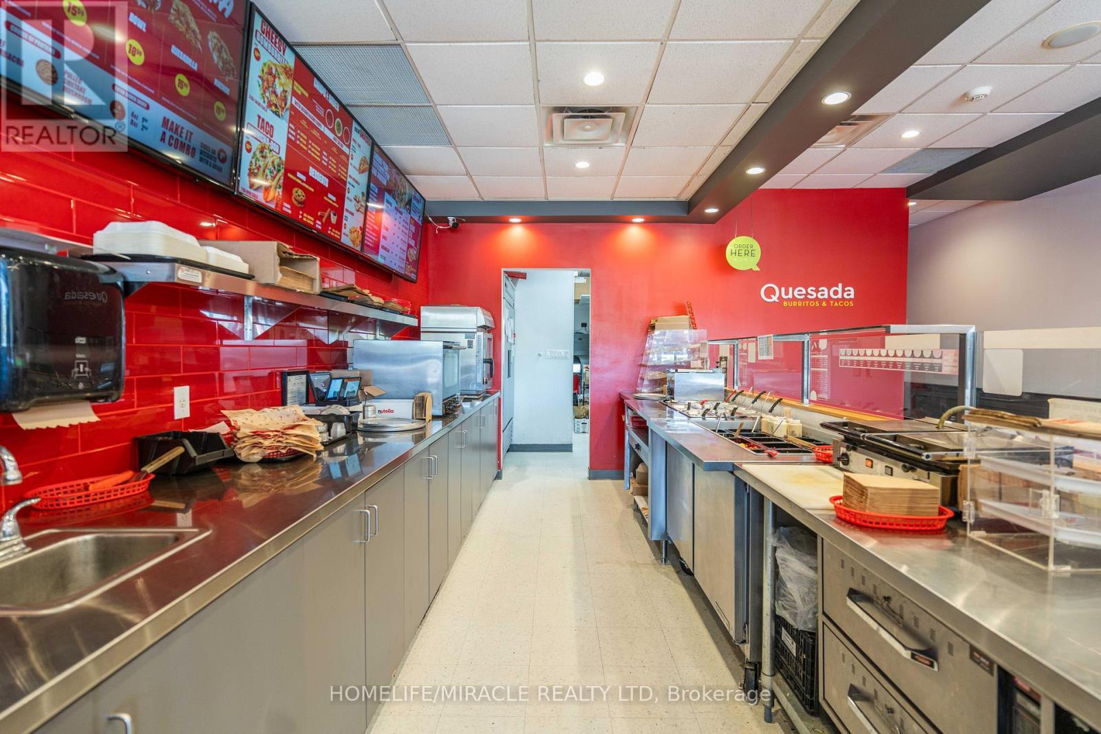 3 - 324 Highland Road W, Kitchener, ON