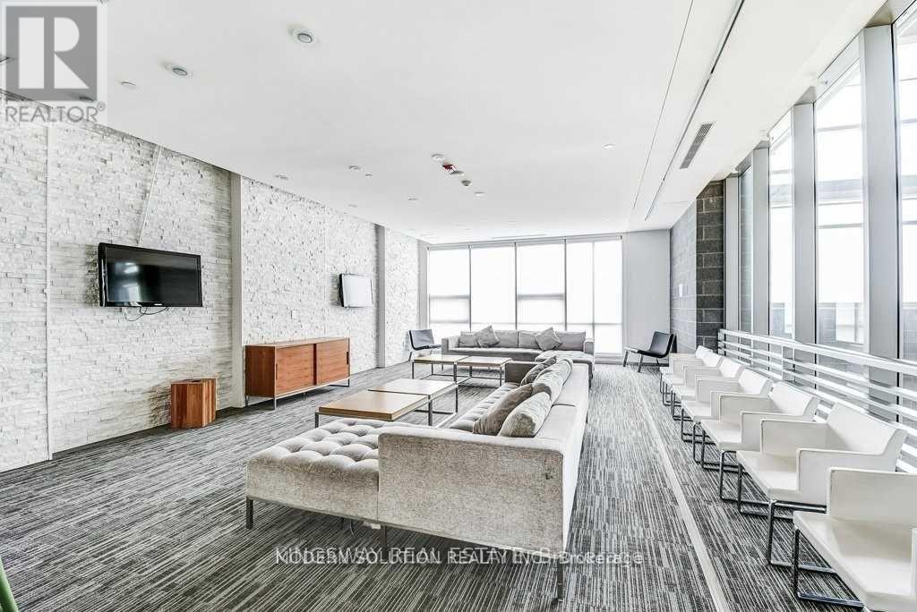 1102 - 360 Square One Drive, Mississauga, ON - Indoor Photo Showing Other Room